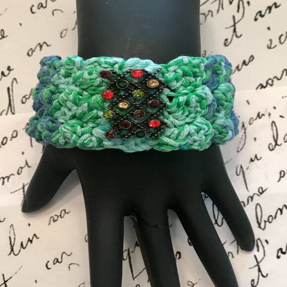Handmade SLIP-ON CUFF in Shades of Blue and Green Fiber Embellished w/Vtg Charm - Picture 2 of 7